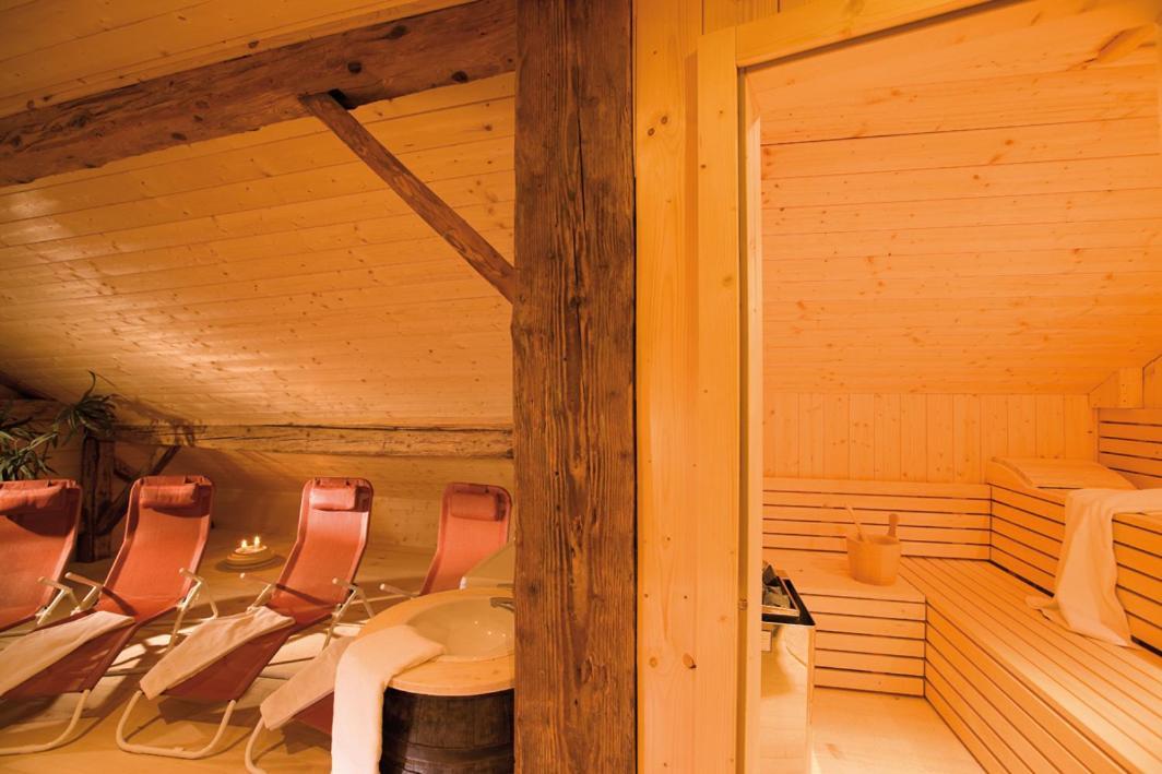Naze'S Hus Mellau Hotell Exteriör bild