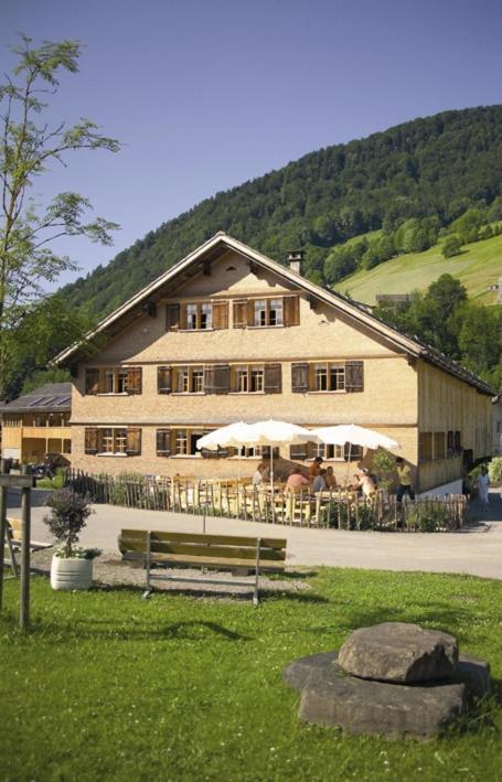 Naze'S Hus Mellau Hotell Exteriör bild