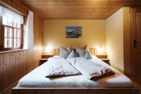 Naze'S Hus Mellau Hotell Exteriör bild