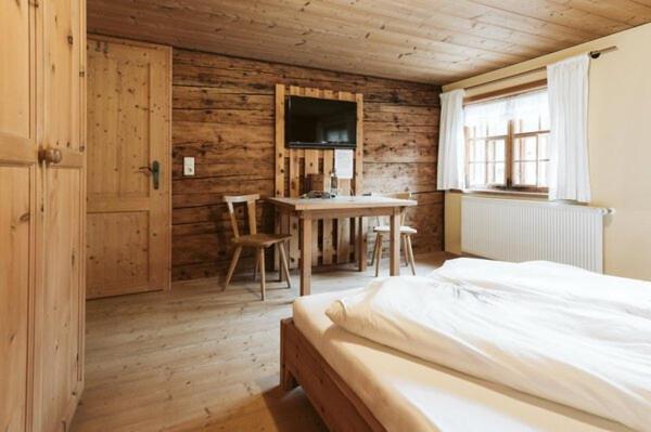 Naze'S Hus Mellau Hotell Exteriör bild
